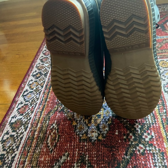 Sorel boots- men’s size 12 - Picture 4 of 5